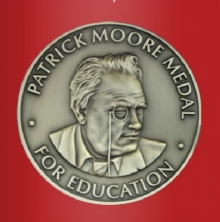 Patrick Moore FRS FRAS medaille
